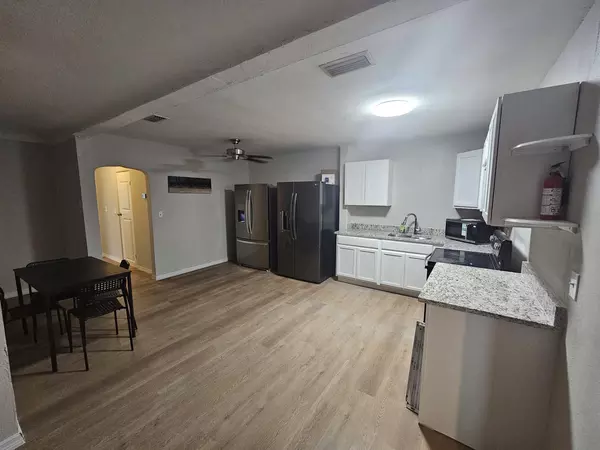 Coliving in Kenwood - Clearwater-St. Petersburg, Tampa