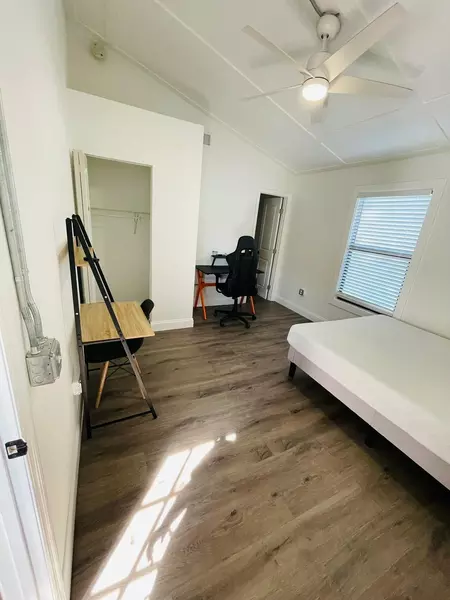 Coliving in Kenwood - Clearwater-St. Petersburg, Tampa
