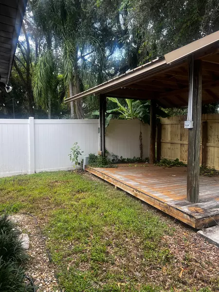 Coliving in Seffner - East Tampa, Tampa