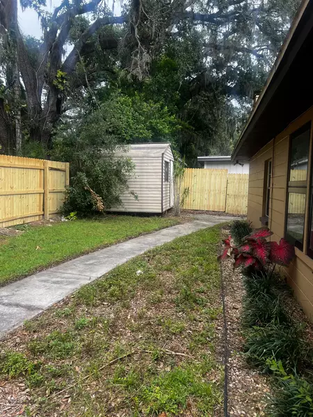 Coliving in Seffner - East Tampa, Tampa