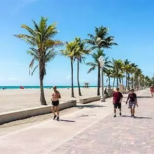 Coliving in Hollywood Fl - Broward County, Miami