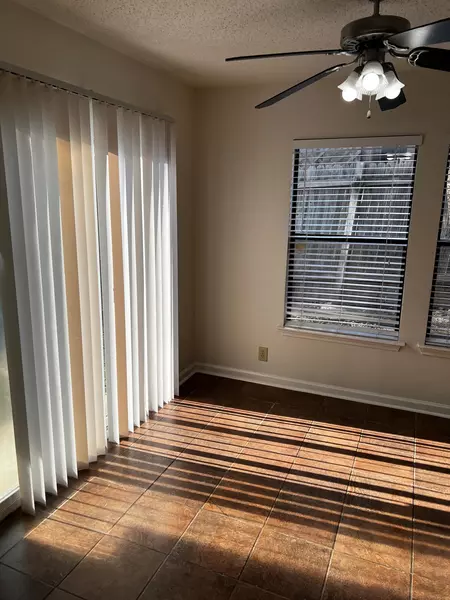 Coliving in Northwest Side - West SATX, San Antonio