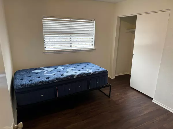Coliving in Northwest Side - West SATX, San Antonio
