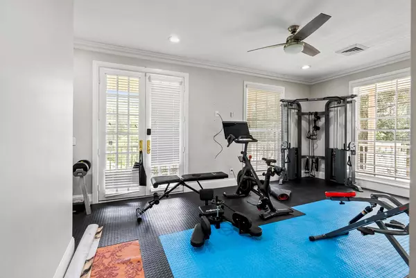 Coliving in Spring - Ne Houston, Houston