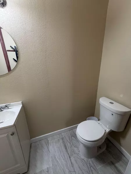 Coliving in Lake Forest - Northside, Jacksonville