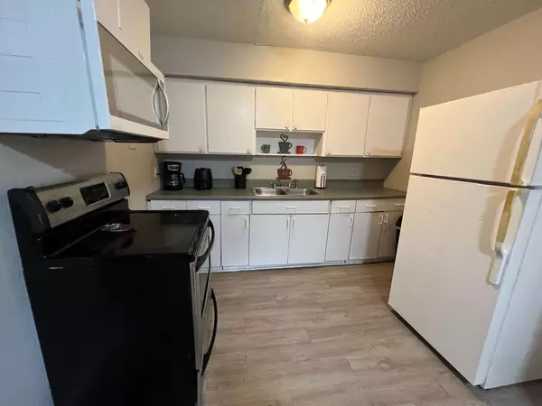 Coliving in Lake Forest - Northside, Jacksonville