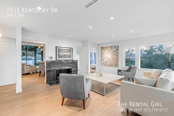 2 bedrooms apartment for rent in Toluca Lake - San Fernando Valley, Los Angeles