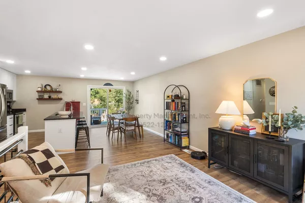 5 bedrooms apartment for rent in Southeast Colorado Springs - South COS, Colorado Springs