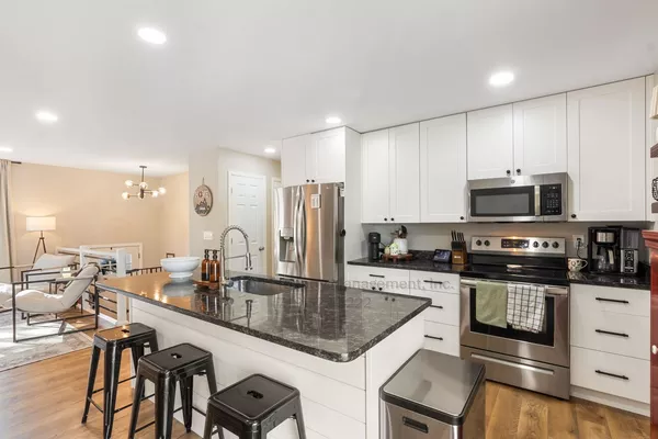 5 bedrooms apartment for rent in Southeast Colorado Springs - South COS, Colorado Springs