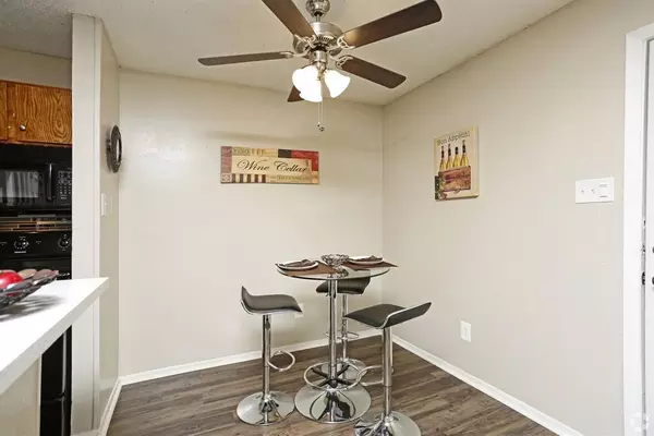 1 bedroom apartment for rent in Casa View - Ne Dallas, Dallas