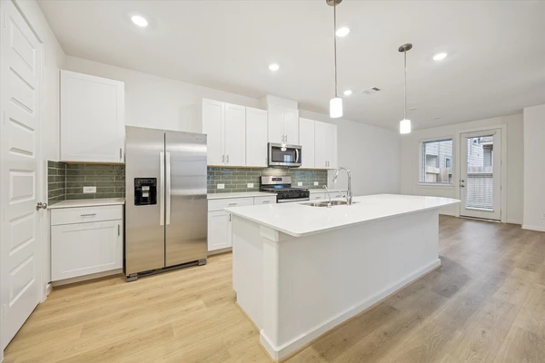 3 bedrooms apartment for rent in Lawndale / Wayside - Inner Loop, Houston