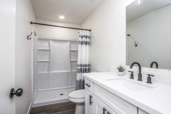 Coliving in Glendale - NW Valley, Phoenix