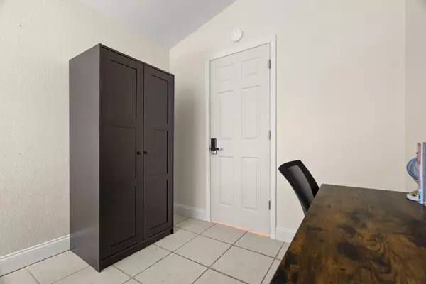 Coliving in Odessa - North Tampa, Tampa