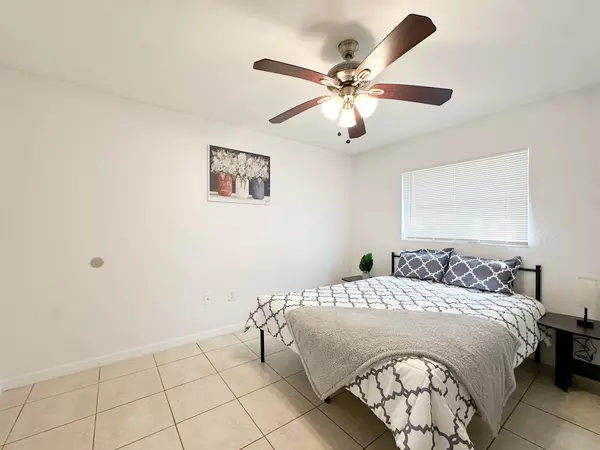 Coliving in University - North Tampa, Tampa