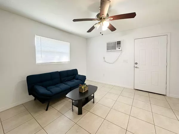 Coliving in University - North Tampa, Tampa