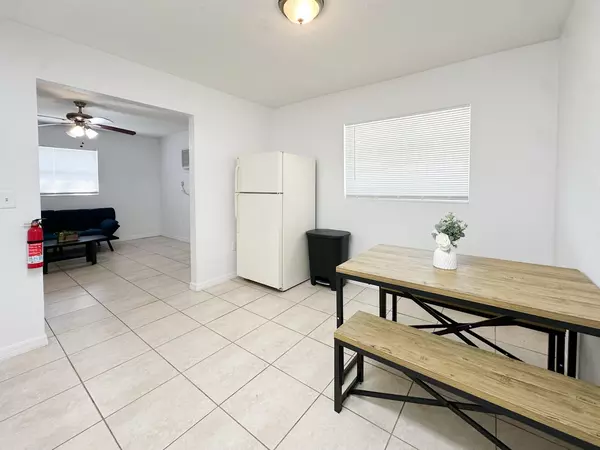 Coliving in University - North Tampa, Tampa