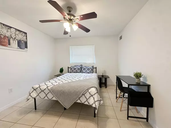 Coliving in University - North Tampa, Tampa