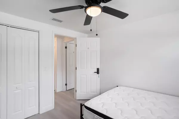 Coliving in Brandon - East Tampa, Tampa