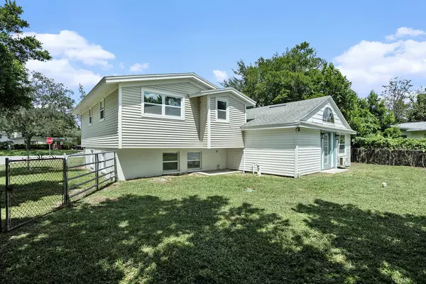 Coliving in Brandon - East Tampa, Tampa