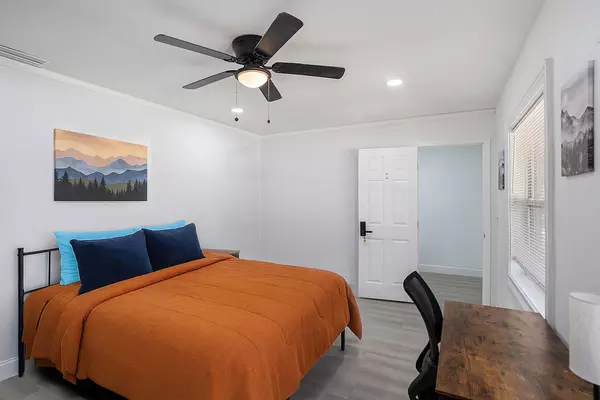 Coliving in Brandon - East Tampa, Tampa