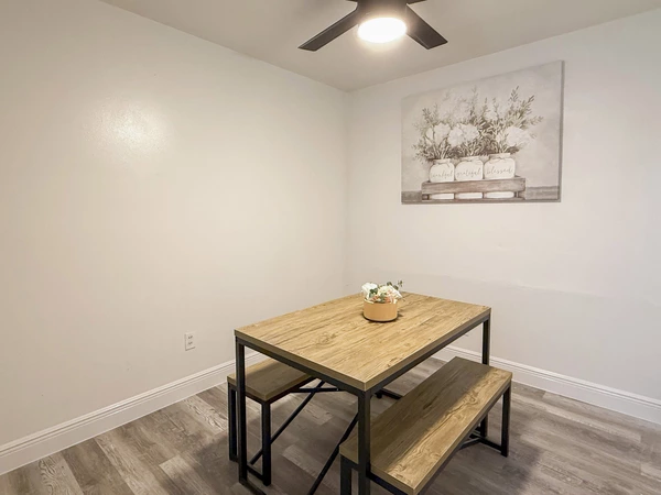 Coliving in Live Oaks Square - East Tampa, Tampa