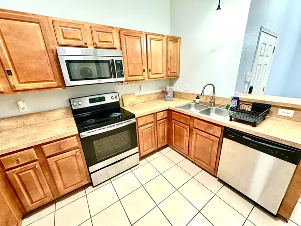 Coliving in Baymeadows - Southside, Jacksonville