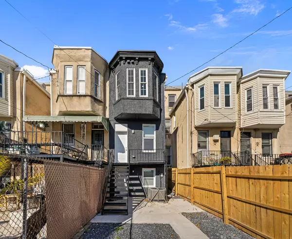 Coliving in Midtown Baltimore - Baltimore Metro Area, Washington DC