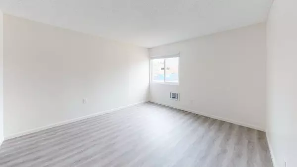 Coliving in Pacific Beach - Coastal, San Diego