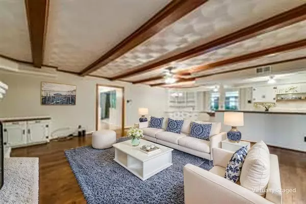 3 bedrooms apartment for rent in Wolf Creek - Sw Dallas, Dallas