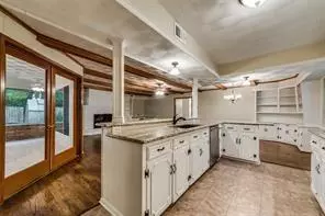 3 bedrooms apartment for rent in Wolf Creek - Sw Dallas, Dallas