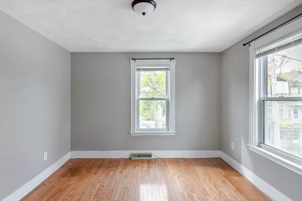 Coliving in Davis Square - Somerville, Boston