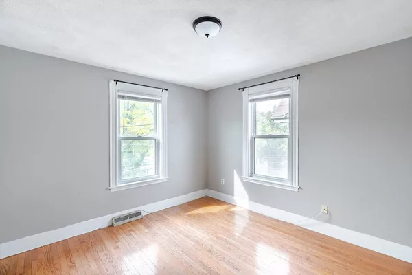 Coliving in Davis Square - Somerville, Boston