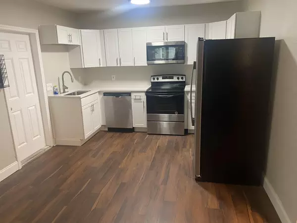 Coliving in Sulphur Springs - North Tampa, Tampa