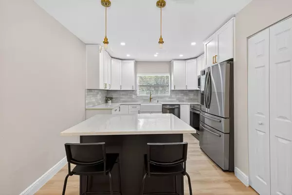 Coliving in Ybor City - Central Tampa, Tampa