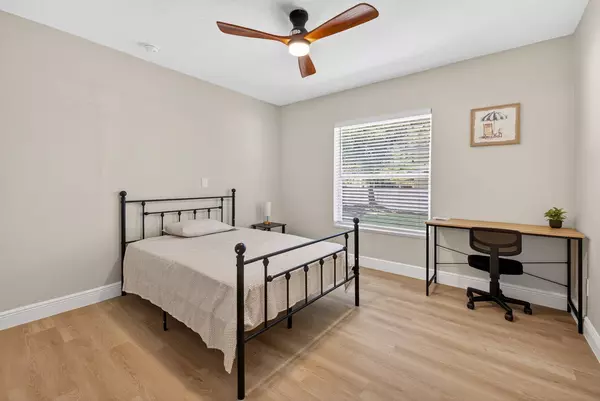 Coliving in Ybor City - Central Tampa, Tampa