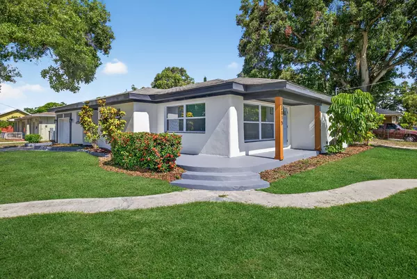 Coliving in Ybor City - Central Tampa, Tampa