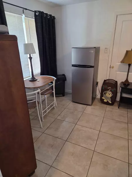 Coliving in Pine Hills - West Orlando, Orlando