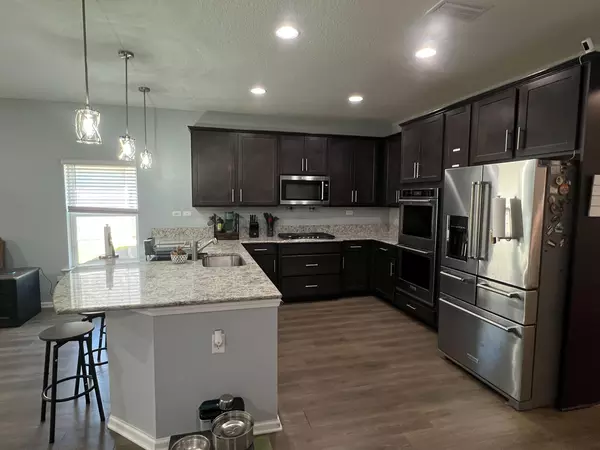 Coliving in Cedar Hills - Westside, Jacksonville