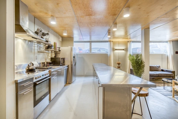 Coliving in Edgewood DC - NE DC, Washington DC