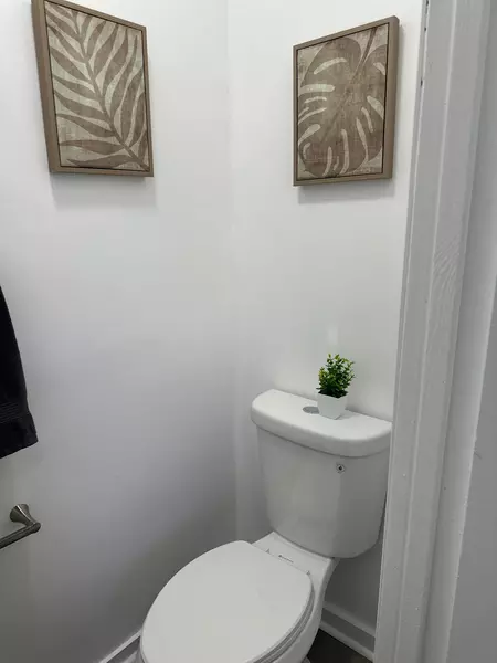 Coliving in Lake Forest - Northside, Jacksonville