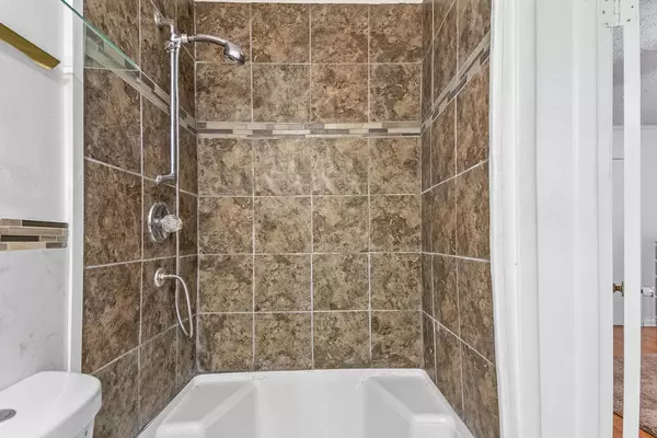 Coliving in Northwest Winston-Salem - Winston-Salem, Greensboro