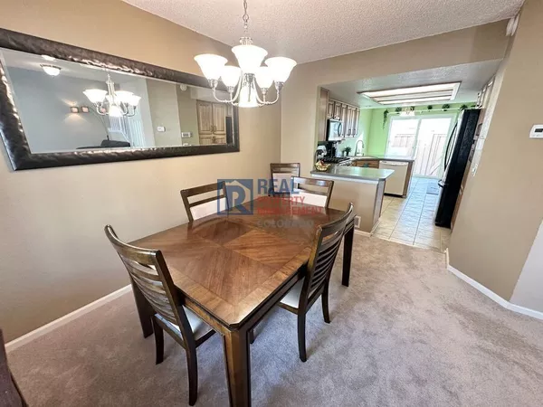 3 bedrooms apartment for rent in Washington Virginia Vale - East Denver, Denver