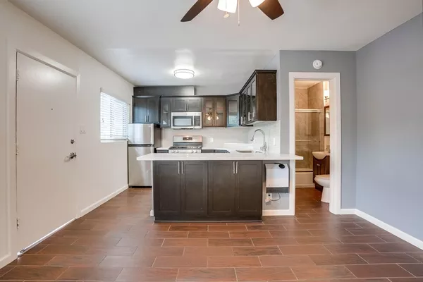 Studio Apartment for rent in Mid City - Central Los Angeles, Los Angeles