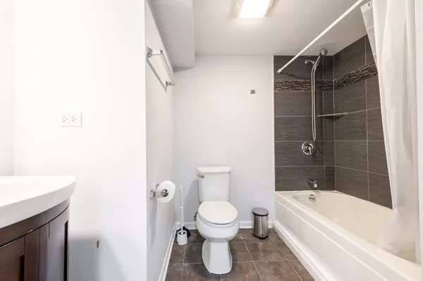 Coliving in West Town - West Side, Chicago