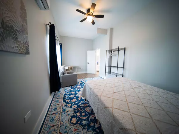 Coliving in Idlewild South - East Charlotte, Charlotte