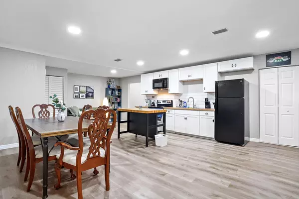 Coliving in College Park JAX - Northside, Jacksonville