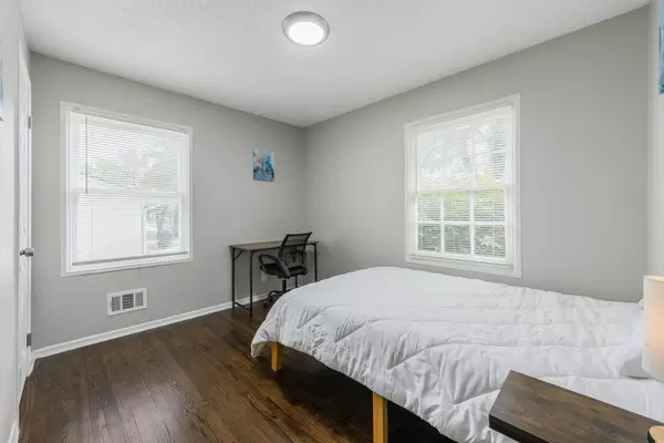 Coliving in Grandview - Outer KCMO, Kansas City