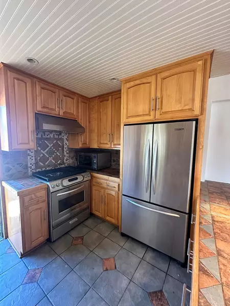 Coliving in Sylmar - San Fernando Valley, Los Angeles