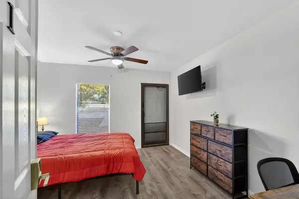 Coliving in Grant Park Tampa - East Tampa, Tampa