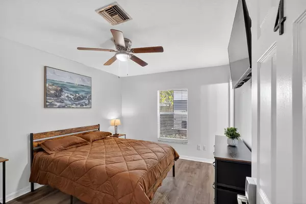 Coliving in Grant Park Tampa - East Tampa, Tampa